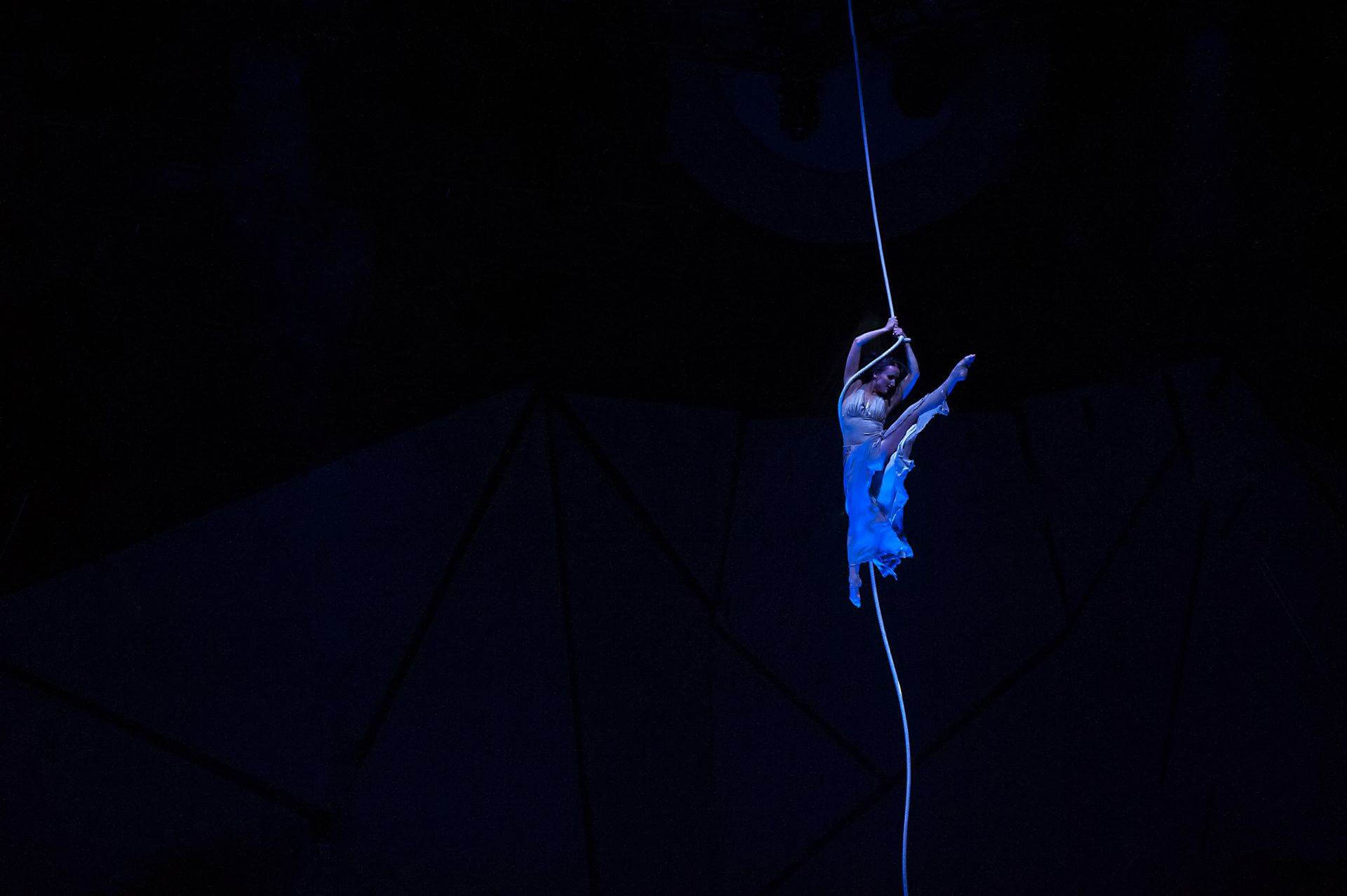 Scalada - Vision by Cirque du Soleil 2016: Dansa vertical amb acrobàcies