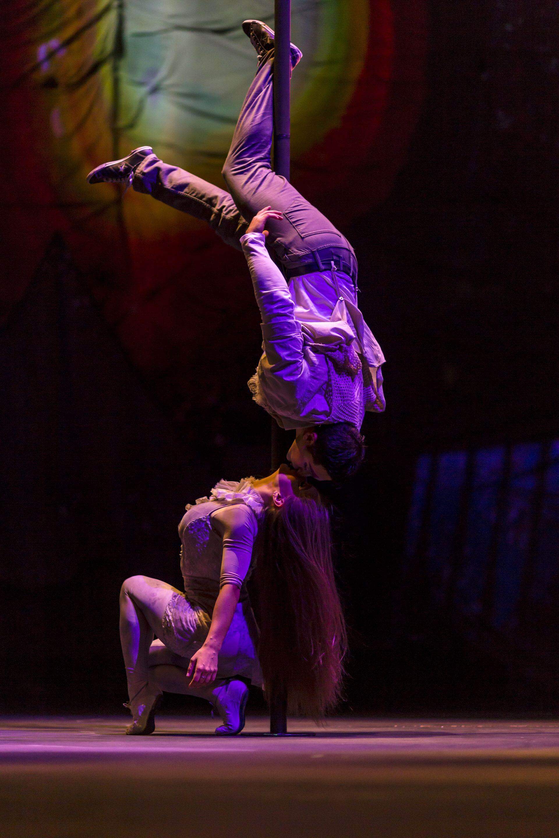 Scalada by Cirque du Soleil 2013 : danse verticale en duo
